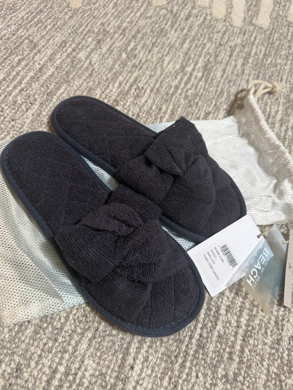 Barefoot Dreams Women’s Indigo Bow Slide Slippers